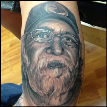 Tim Mcevoy - black and grey reaistic portrait tattoo, Tim McEvoy Art Junkies Tattoo